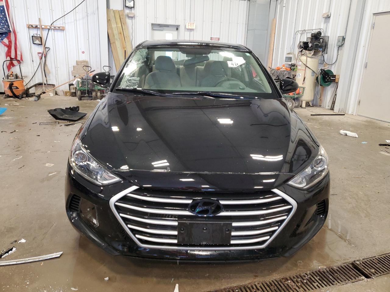 2017 HYUNDAI ELANTRA SE - Фото 5