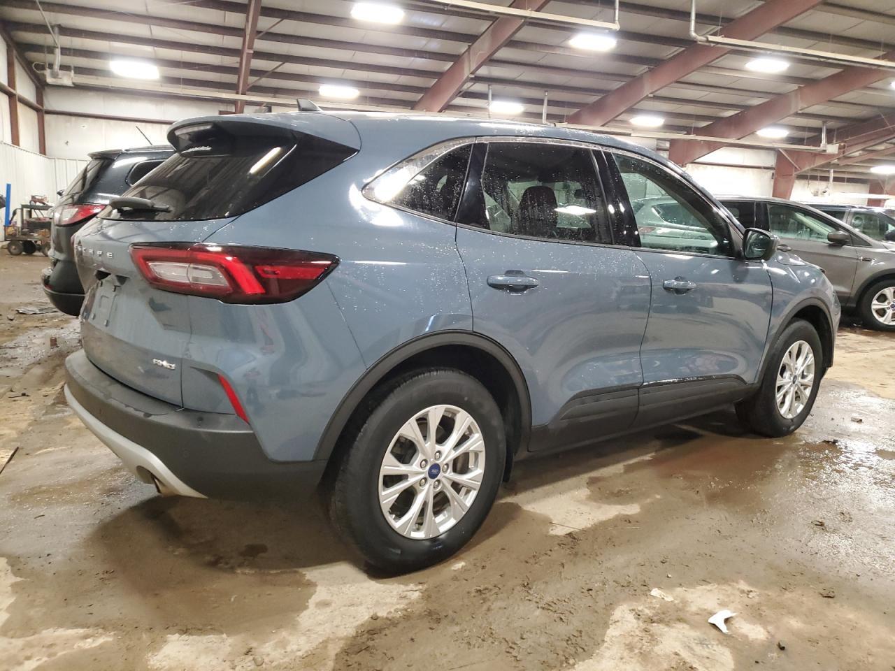 2023 FORD ESCAPE ACT - Image 3