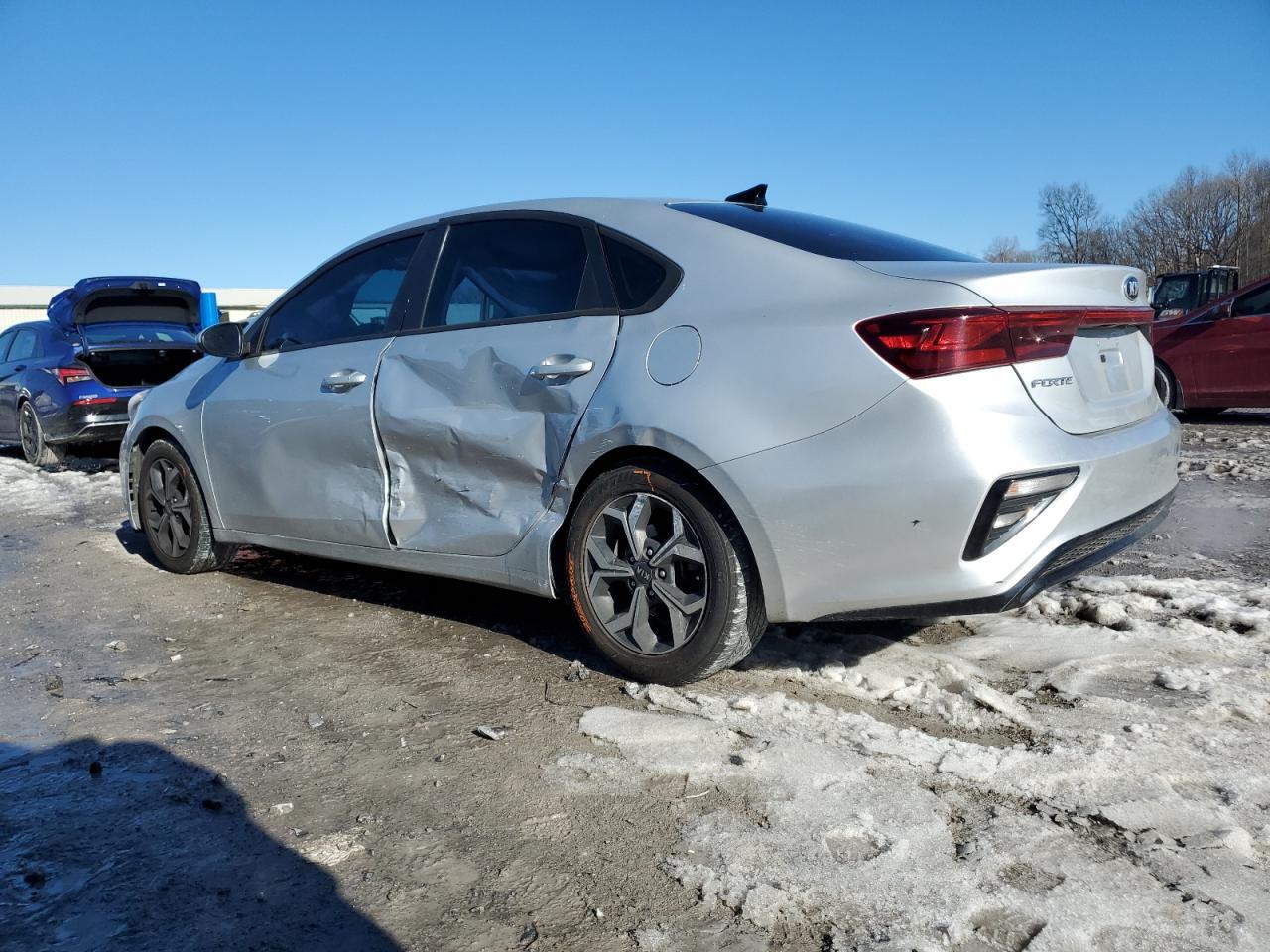 2021 KIA FORTE FE - Фото 2