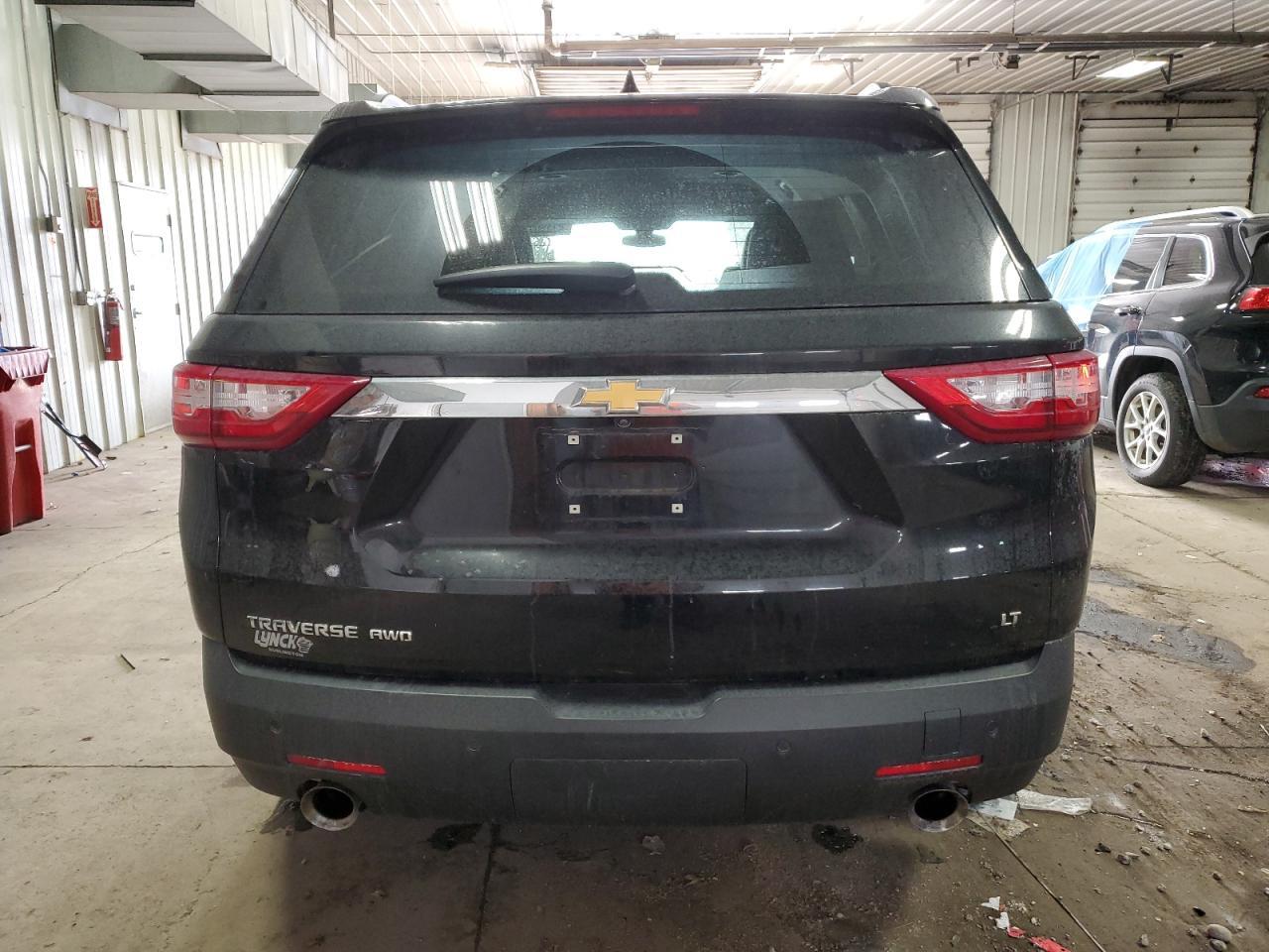 2021 CHEVROLET TRAVERSE L - Фото 6