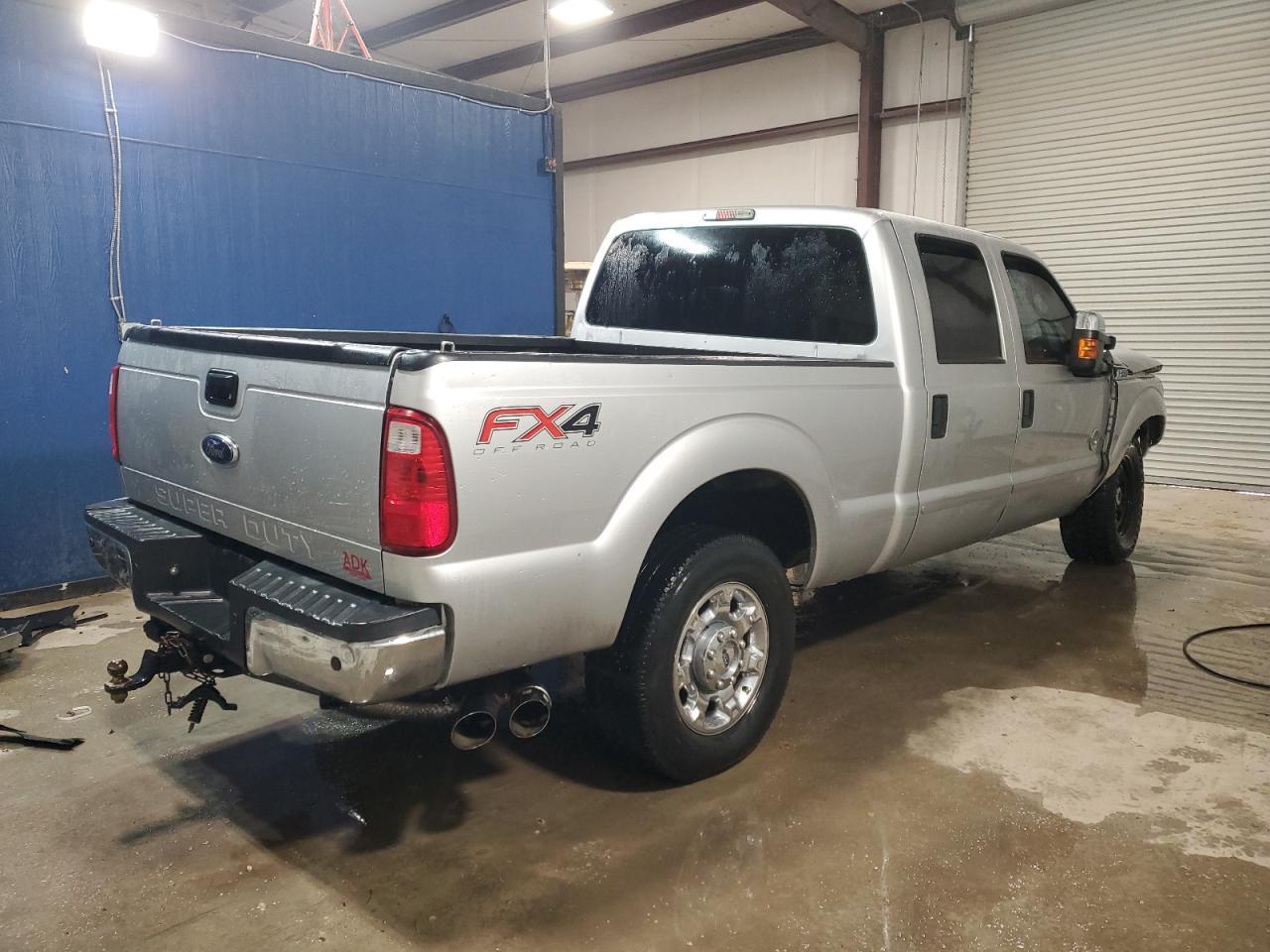 2016 FORD F250 SUPER - Фото 3