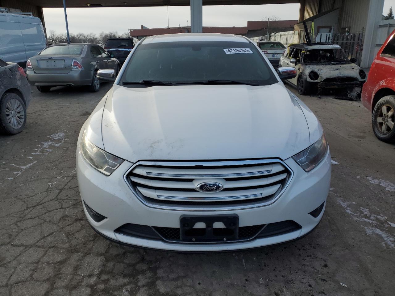 2013 FORD TAURUS LIM - Image 5