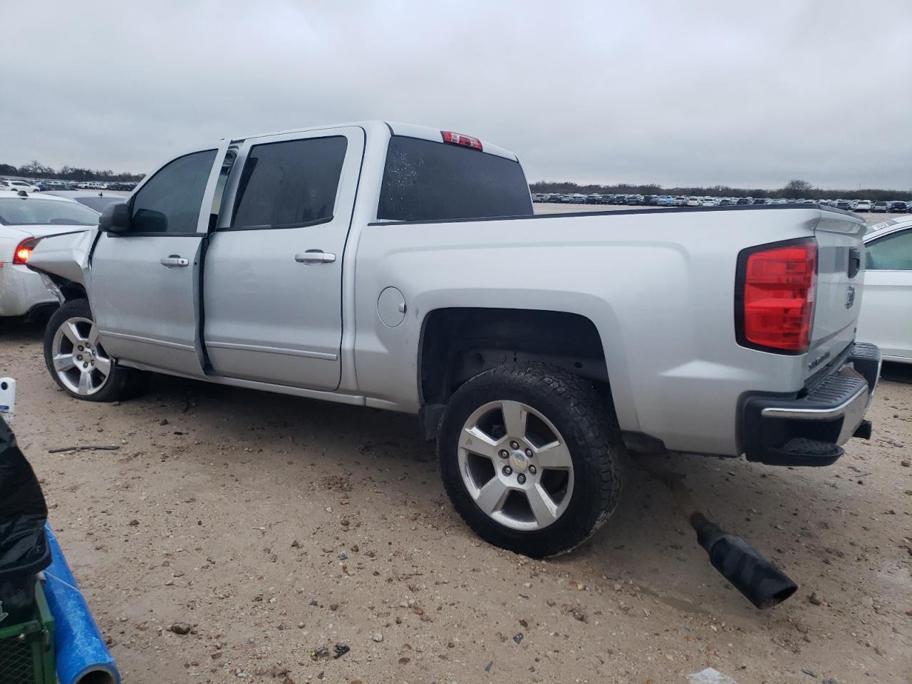 2016 CHEVROLET SILVERADO - Image 2