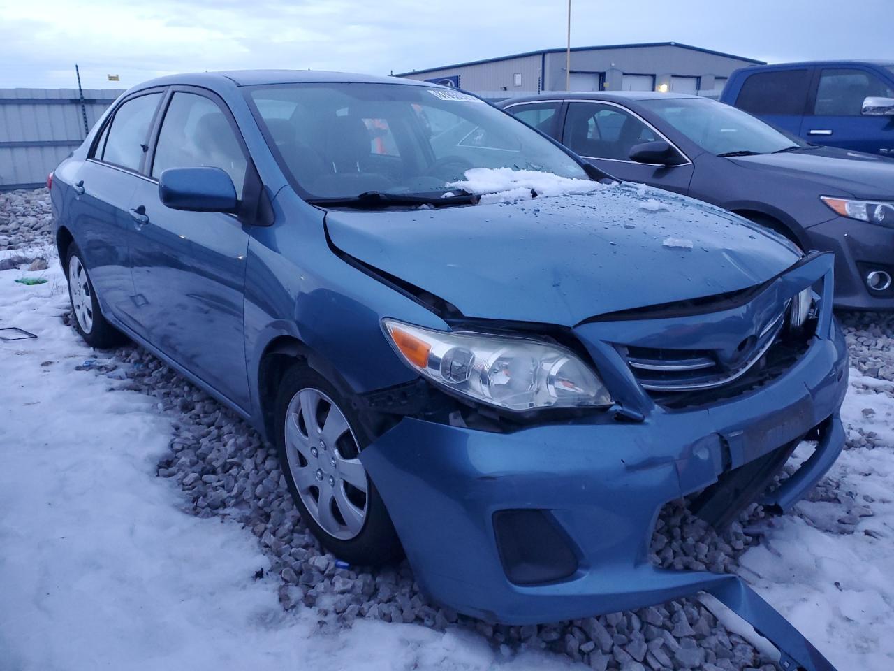 2013 TOYOTA COROLLA BA - Фото 4