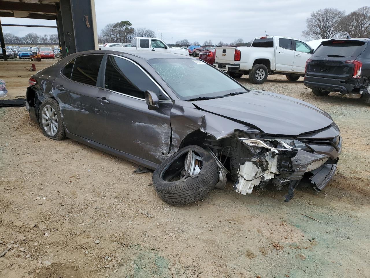 2018 TOYOTA CAMRY L - Фото 4