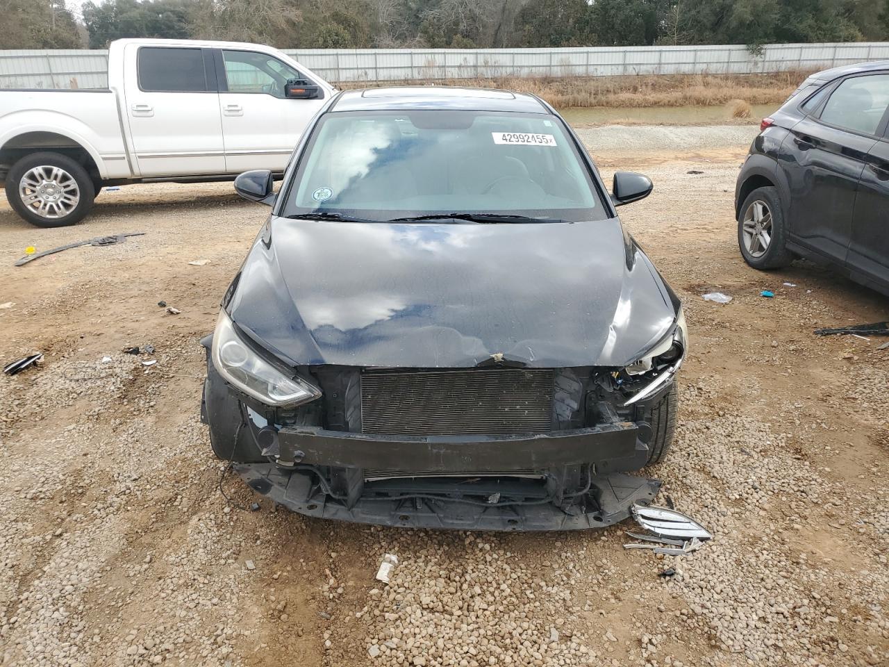 2018 HYUNDAI ELANTRA SE - Фото 5