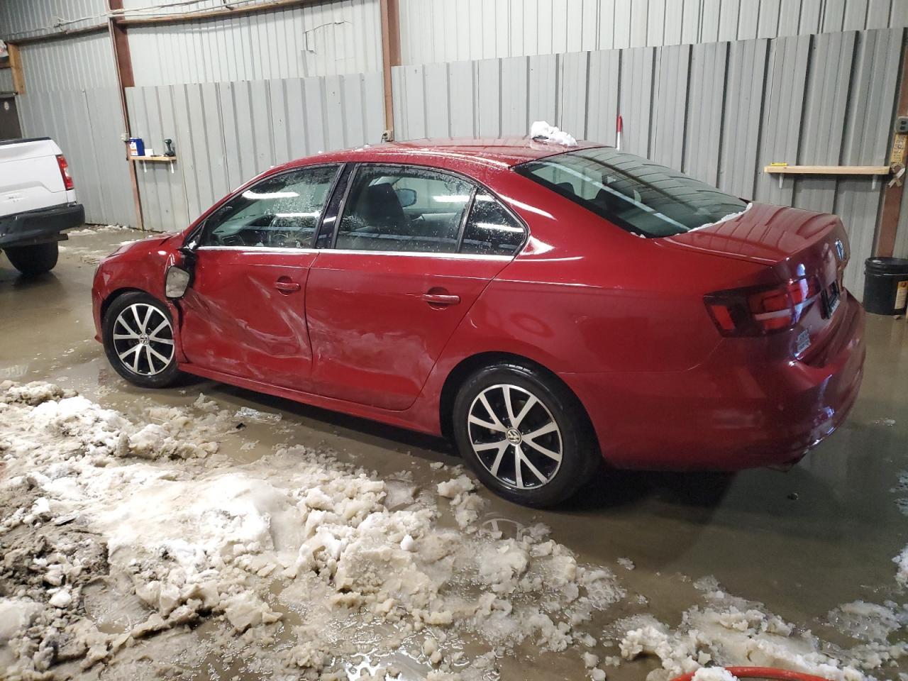 2017 VOLKSWAGEN JETTA SE - Image 2