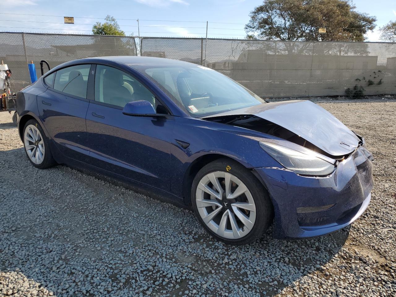 2022 TESLA MODEL 3 - Фото 4
