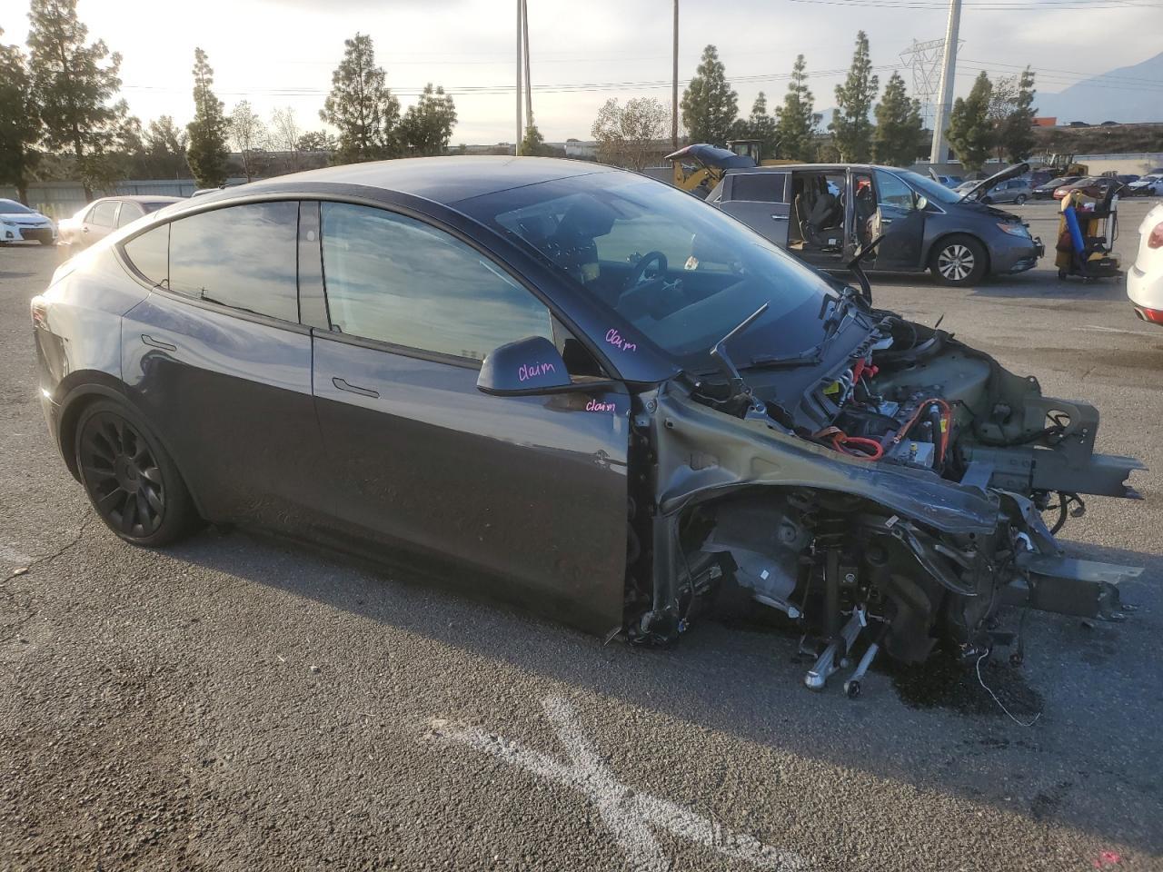 2024 TESLA MODEL Y - Image 4
