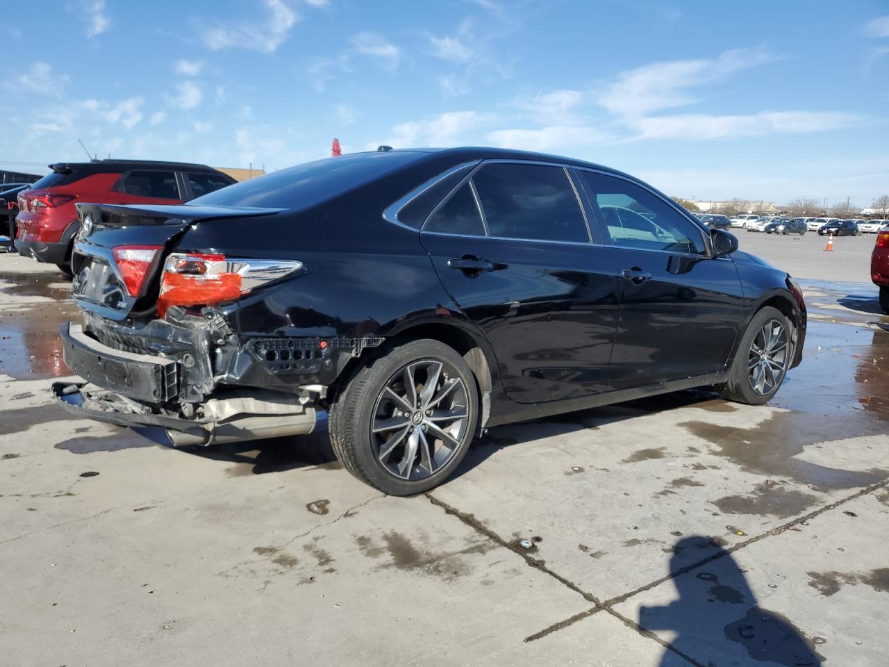 2016 TOYOTA CAMRY LE - Image 3