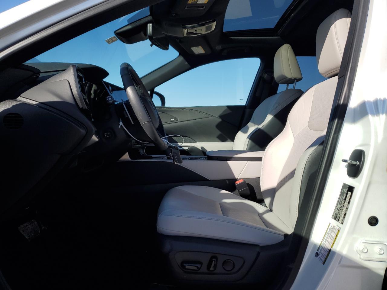 2023 LEXUS RX 350 BAS - Image 7