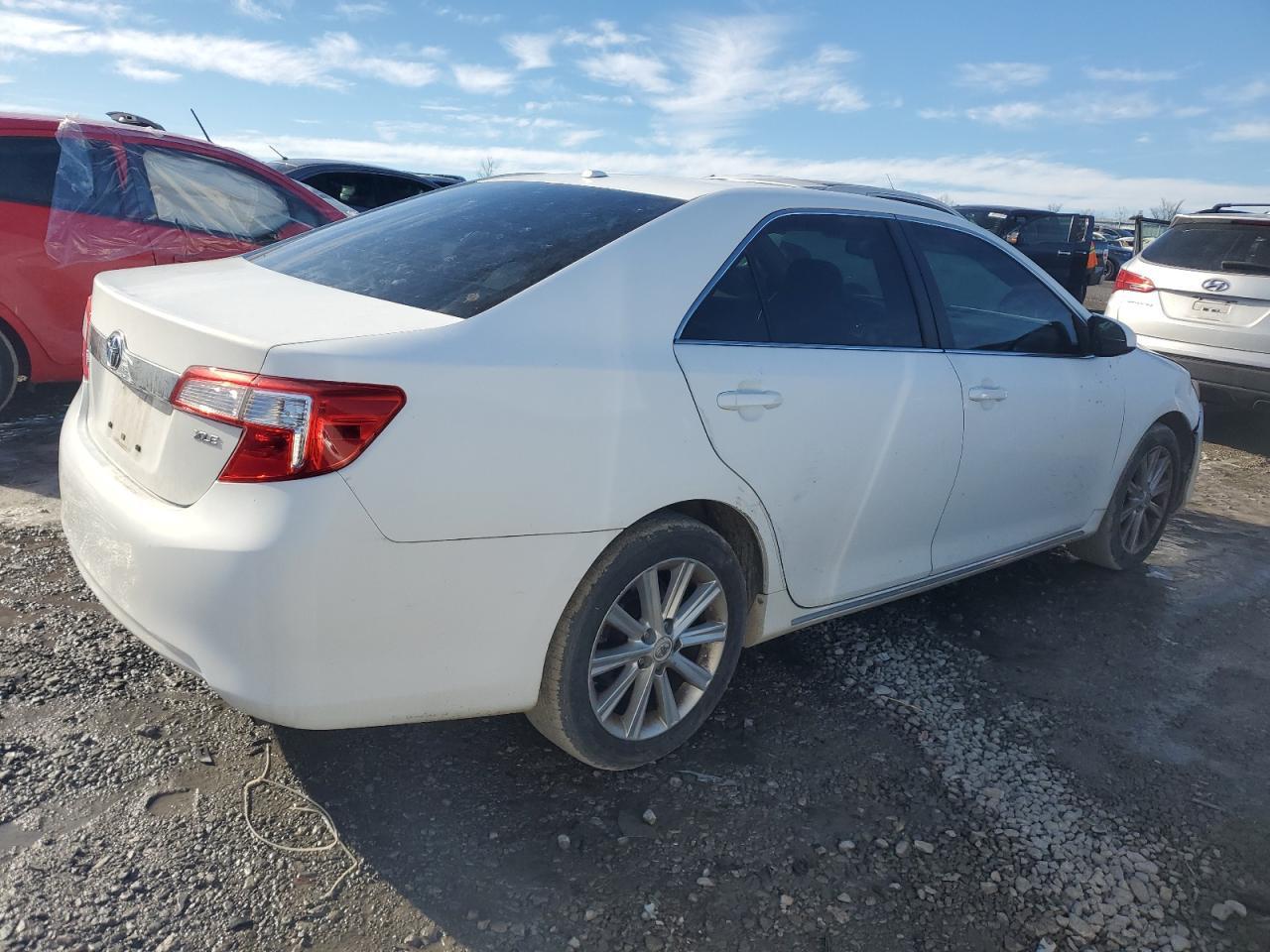 2012 TOYOTA CAMRY BASE - Image 3