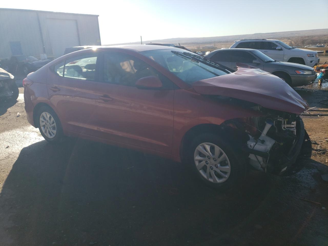 2018 HYUNDAI ELANTRA SE - Image 4