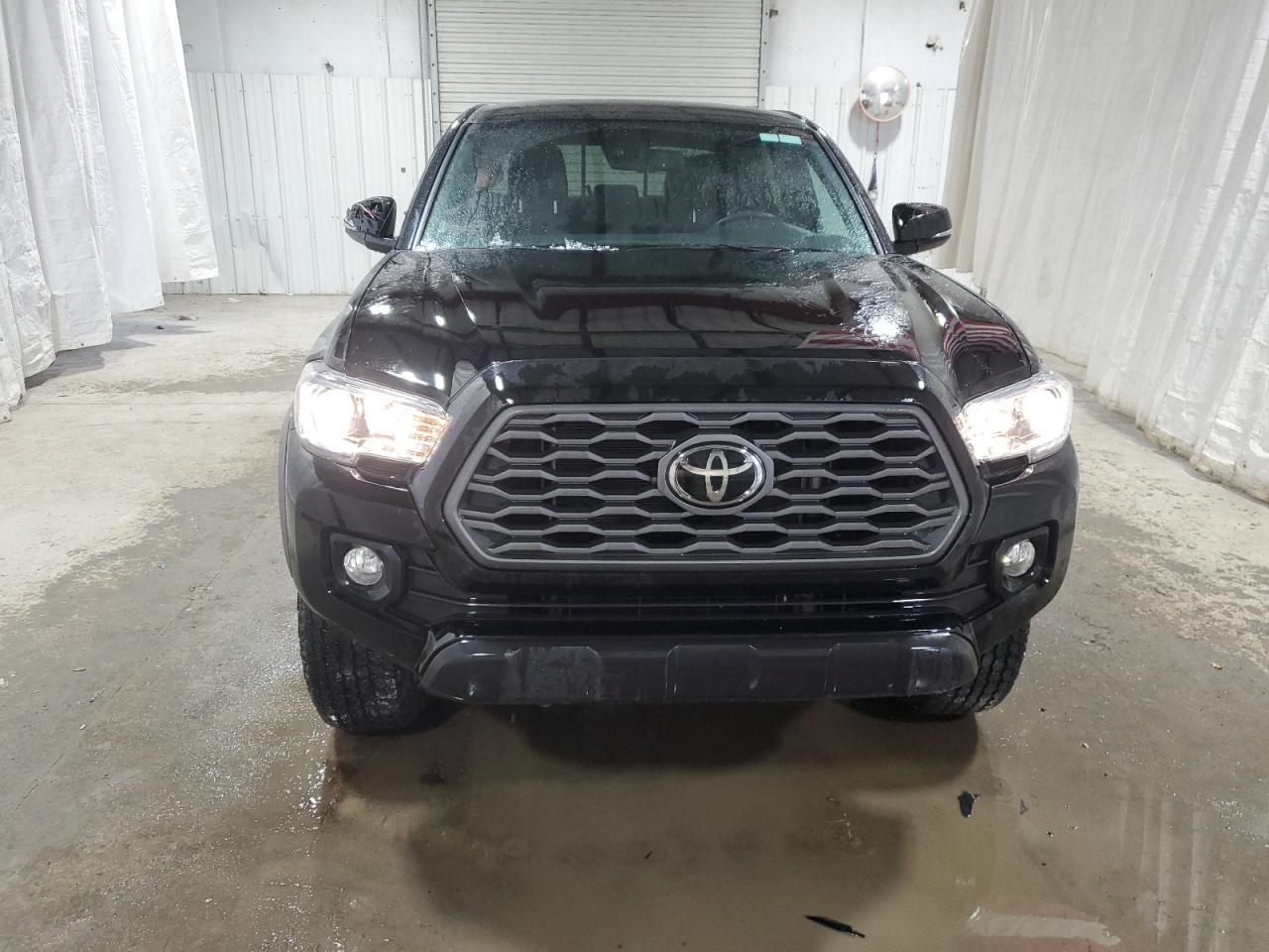 2023 TOYOTA TACOMA DOU - Фото 5