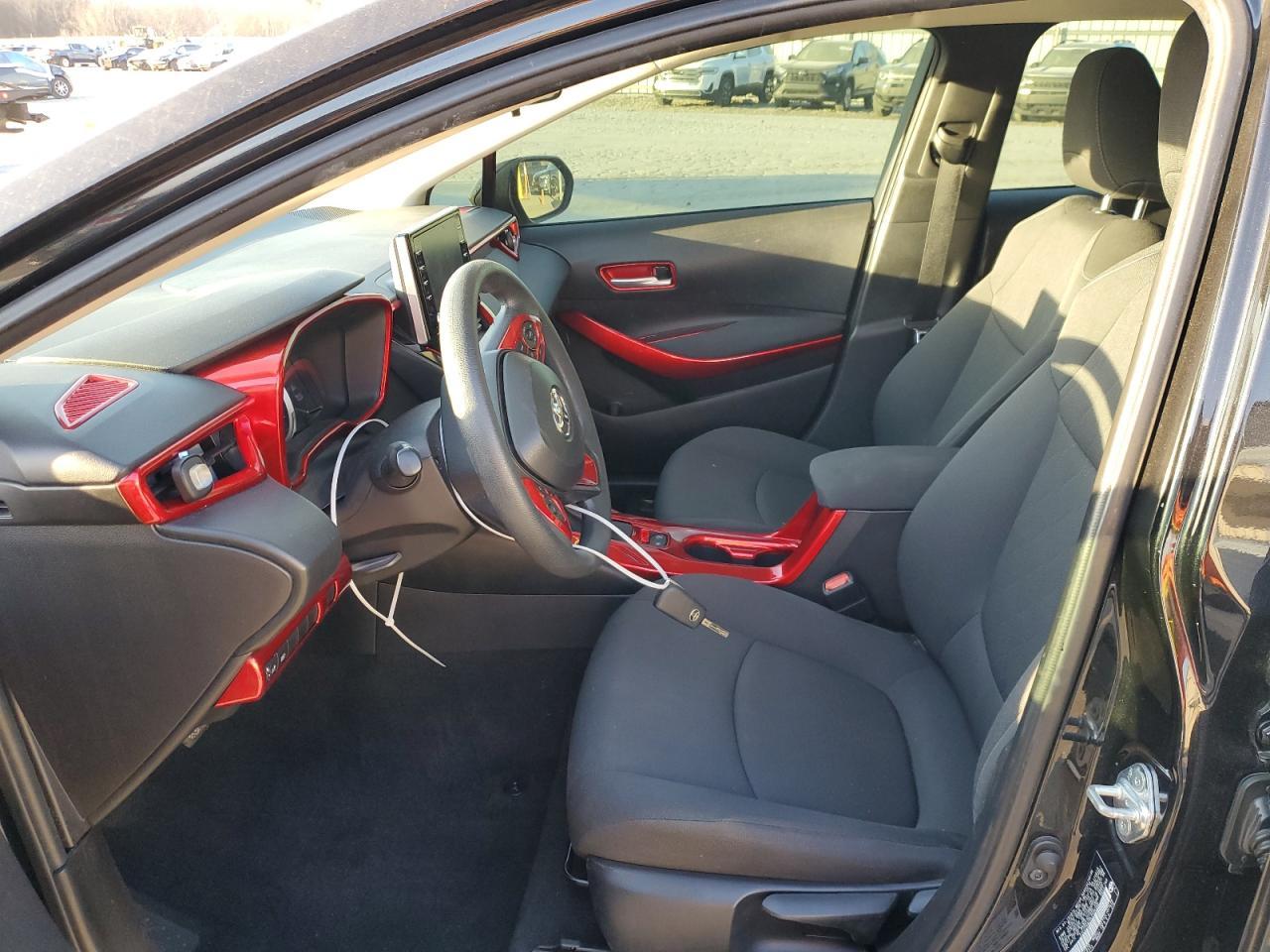 2020 TOYOTA COROLLA LE - Фото 7