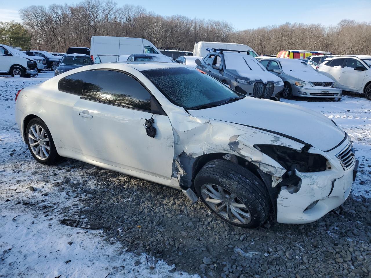 2011 INFINITI G37 - Image 4