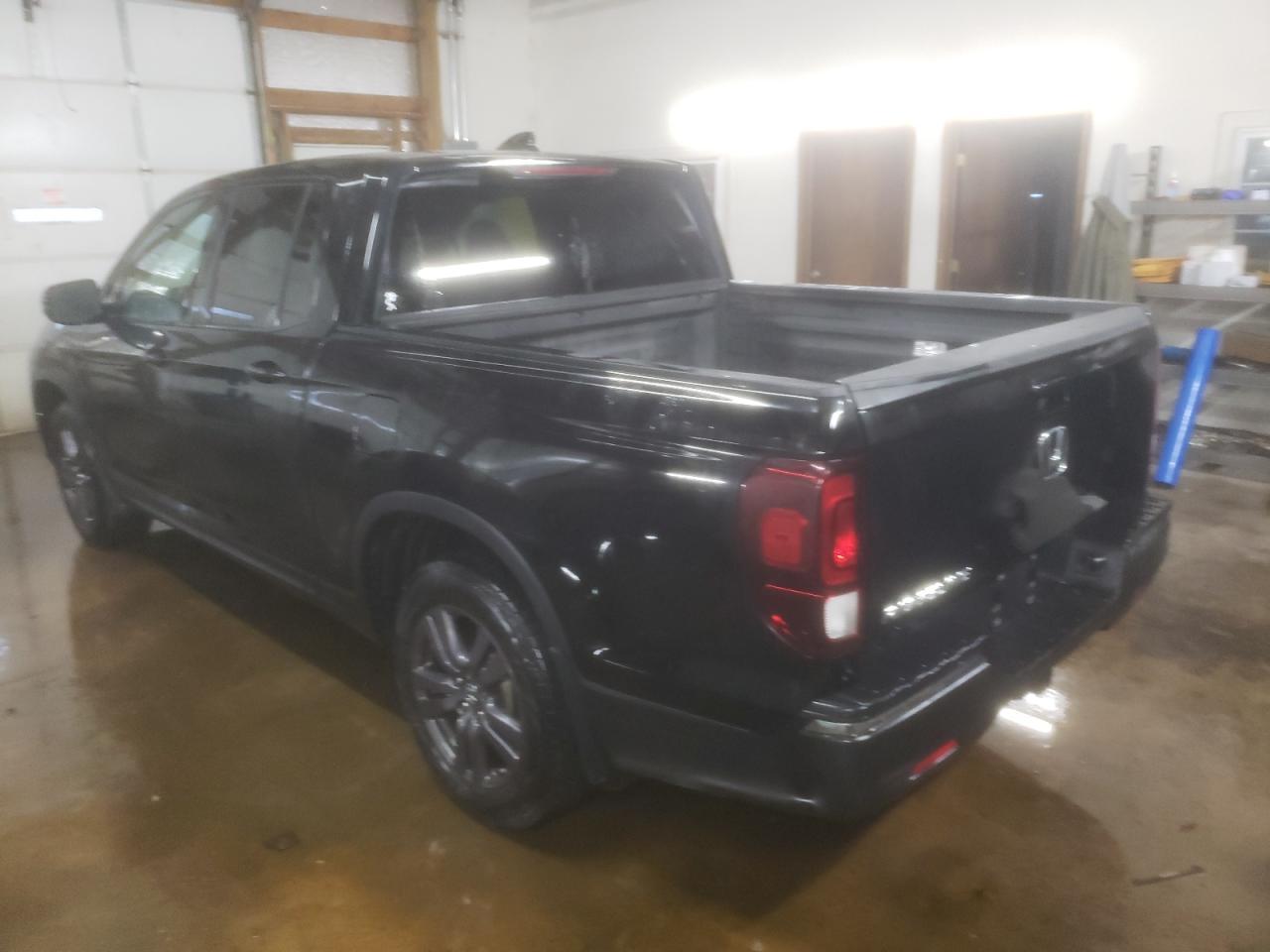 2019 HONDA RIDGELINE - Image 2