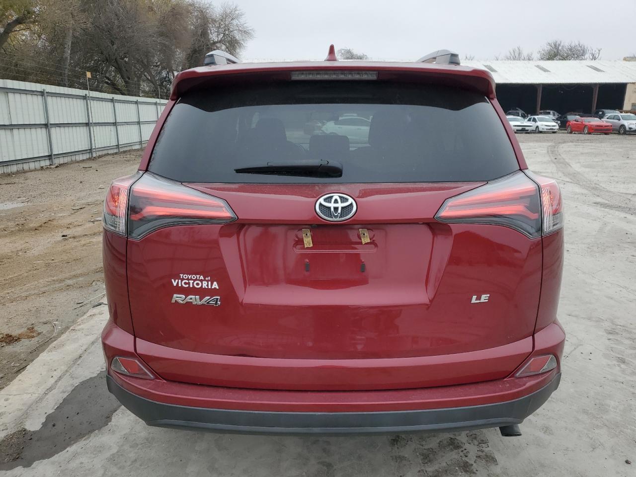 2018 TOYOTA RAV4 LE - Image 6