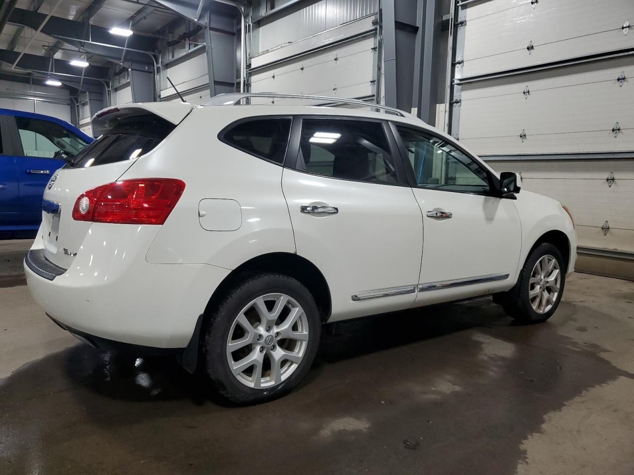 2013 NISSAN ROGUE S - Фото 3
