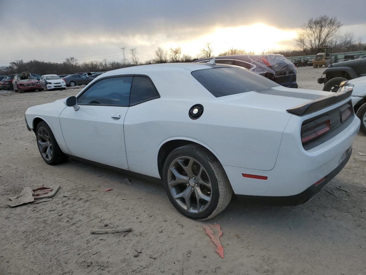 2016 DODGE CHALLENGER - Фото 2