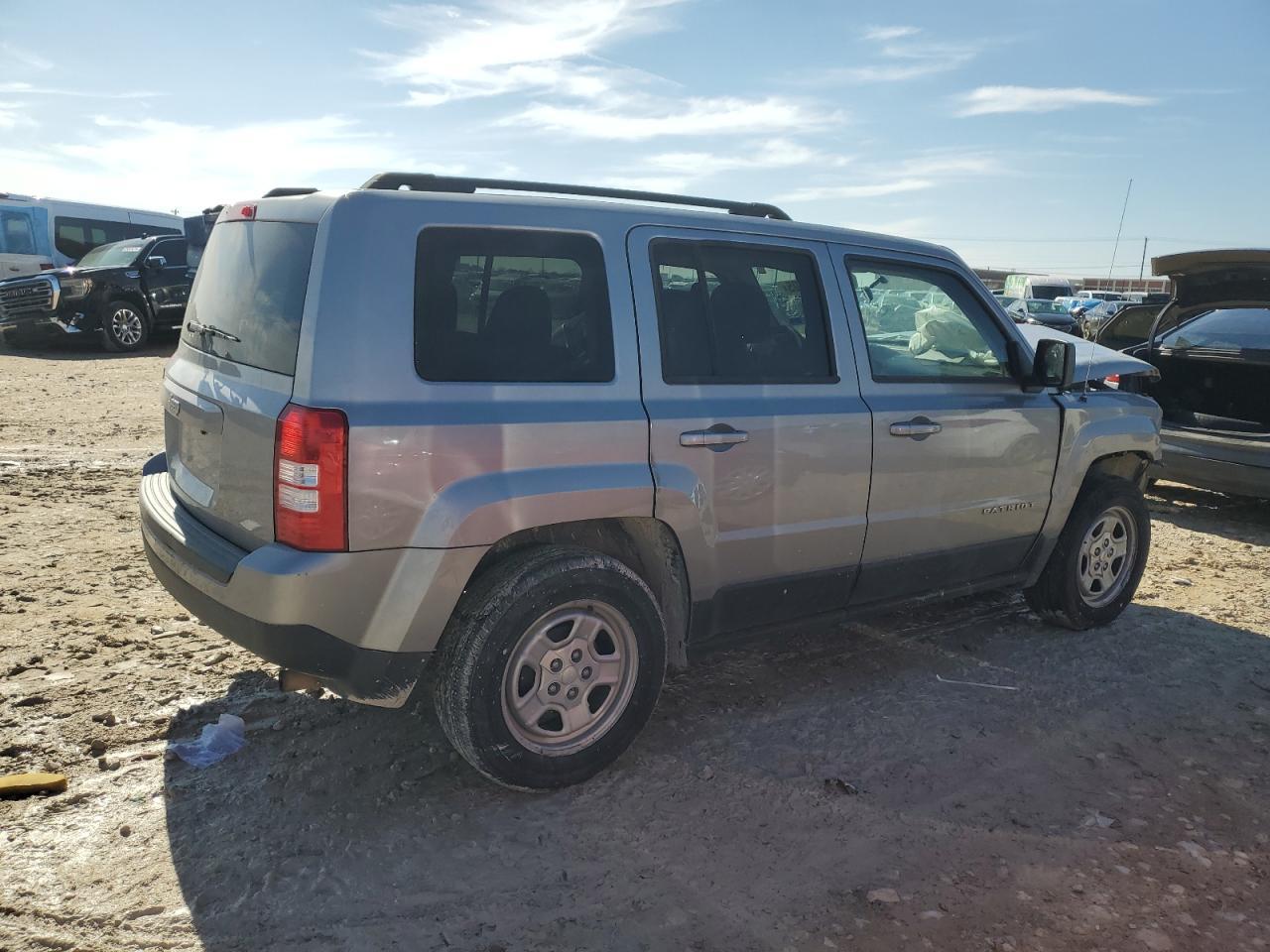 2015 JEEP PATRIOT SP - Фото 3