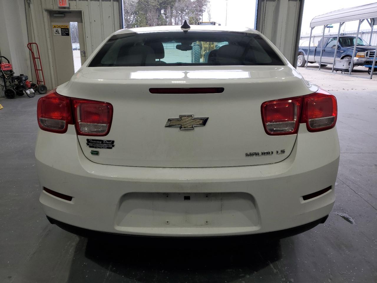 2015 CHEVROLET MALIBU LS - Фото 6