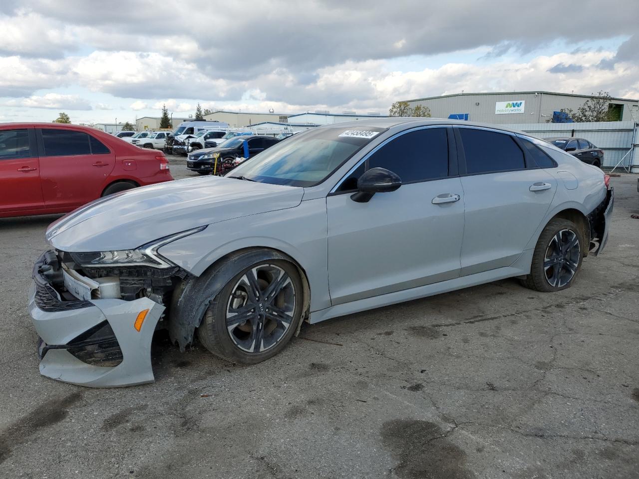 2021 KIA K5 GT LINE