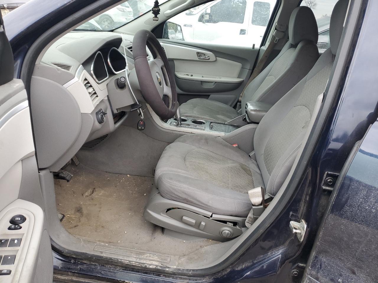 2011 CHEVROLET TRAVERSE L - Image 7