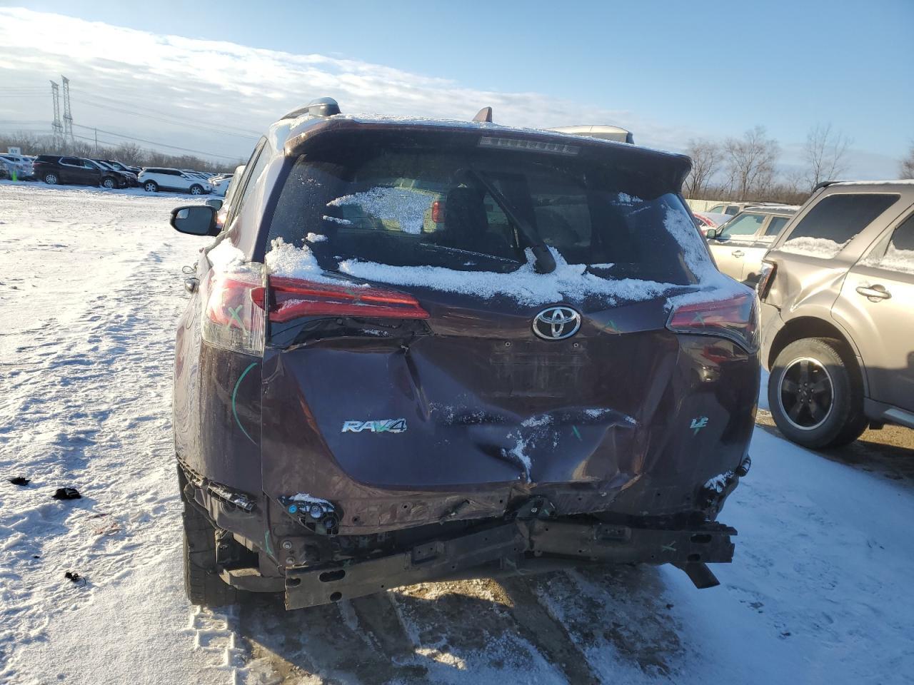 2017 TOYOTA RAV4 LE - Image 6