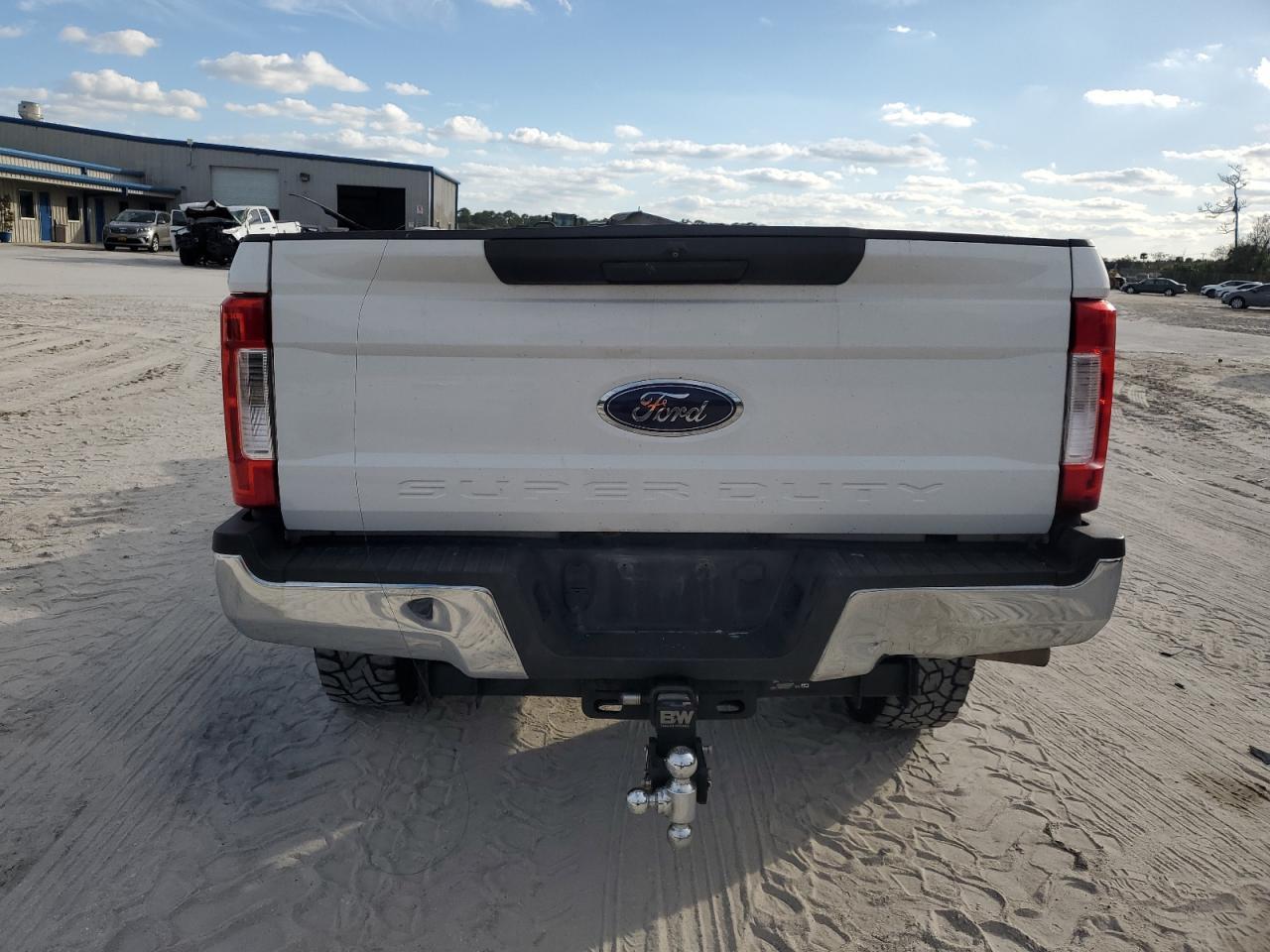 2017 FORD F250 SUPER - Image 6