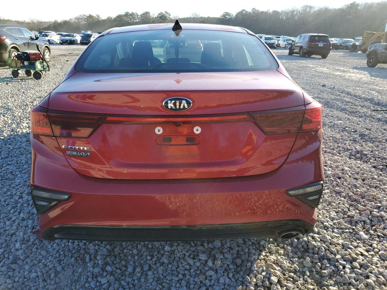 2021 KIA FORTE FE - Image 6