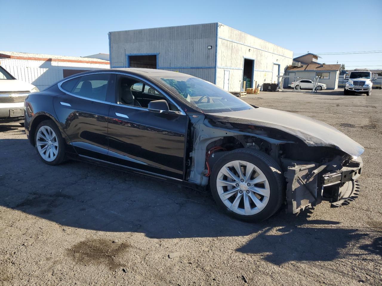 2017 TESLA MODEL S - Image 4