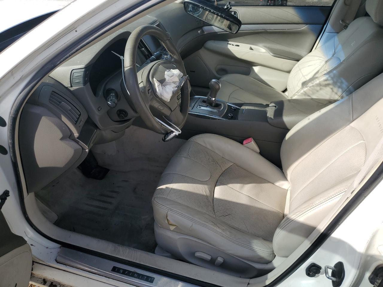 2012 INFINITI G37 BASE - Image 7