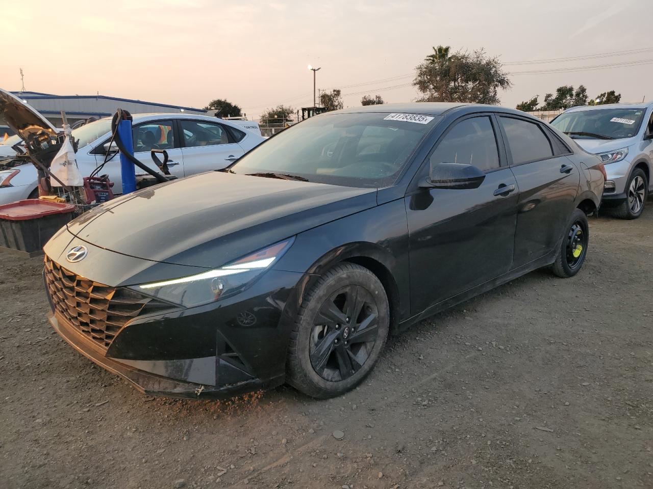 2022 HYUNDAI ELANTRA SE