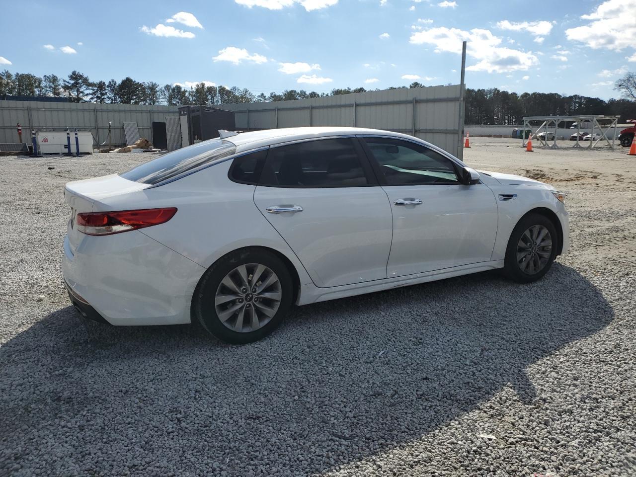 2016 KIA OPTIMA LX - Image 3