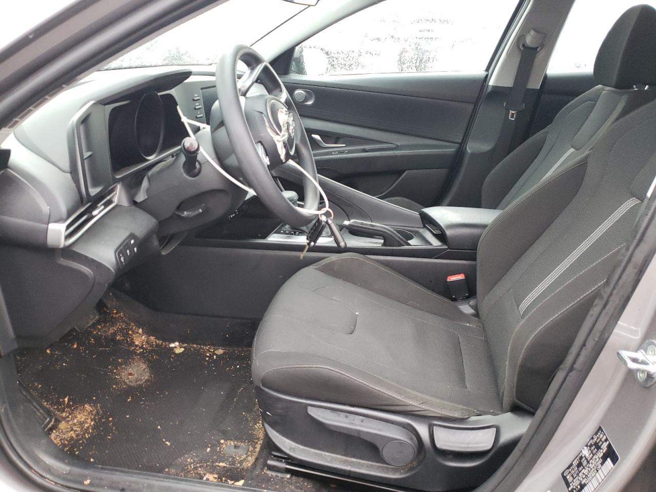 2023 HYUNDAI ELANTRA SE - Фото 7