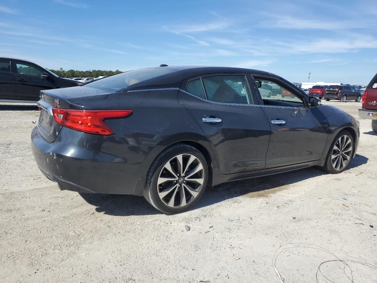 2017 NISSAN MAXIMA 3.5 - Image 3