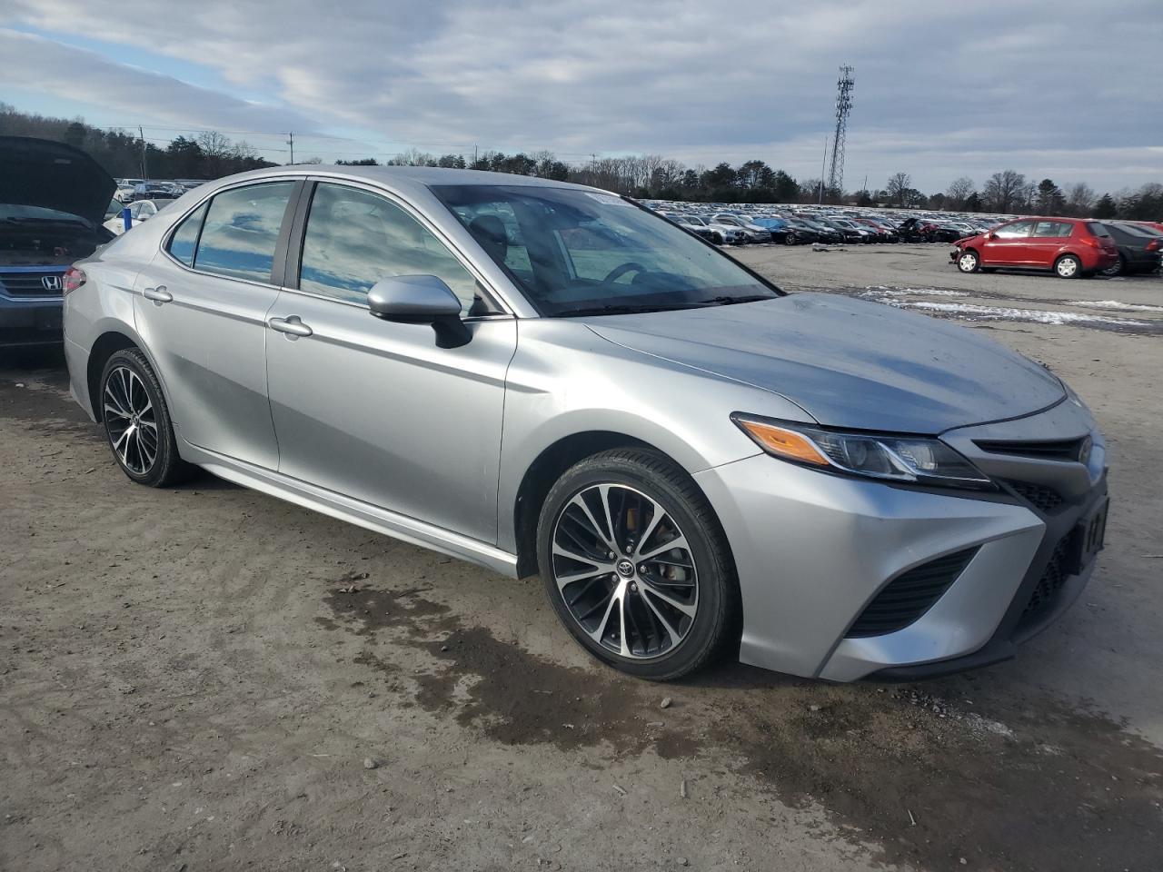 2020 TOYOTA CAMRY SE - Image 4