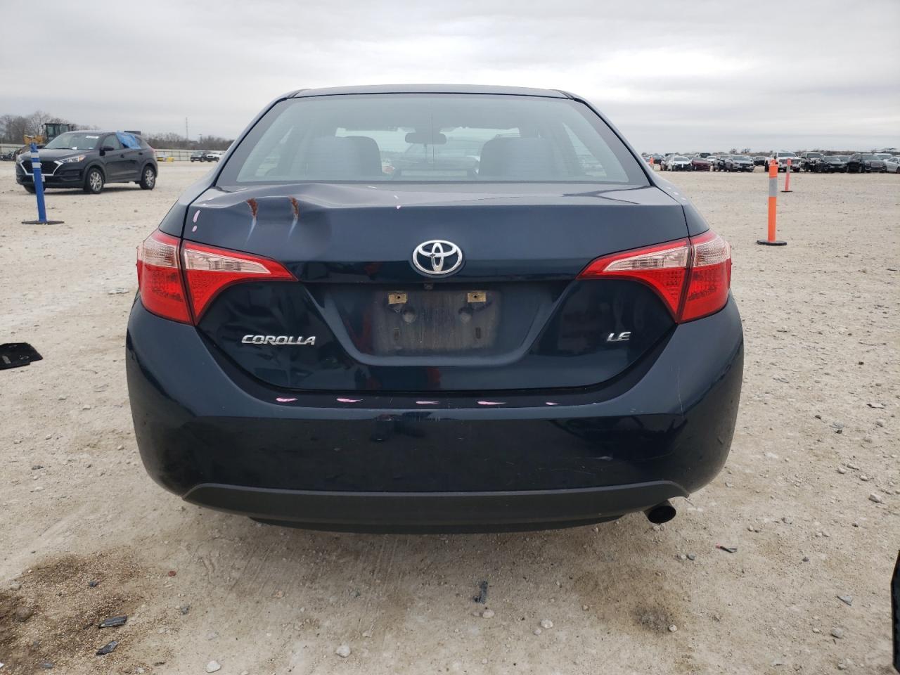 2018 TOYOTA COROLLA L - Image 6