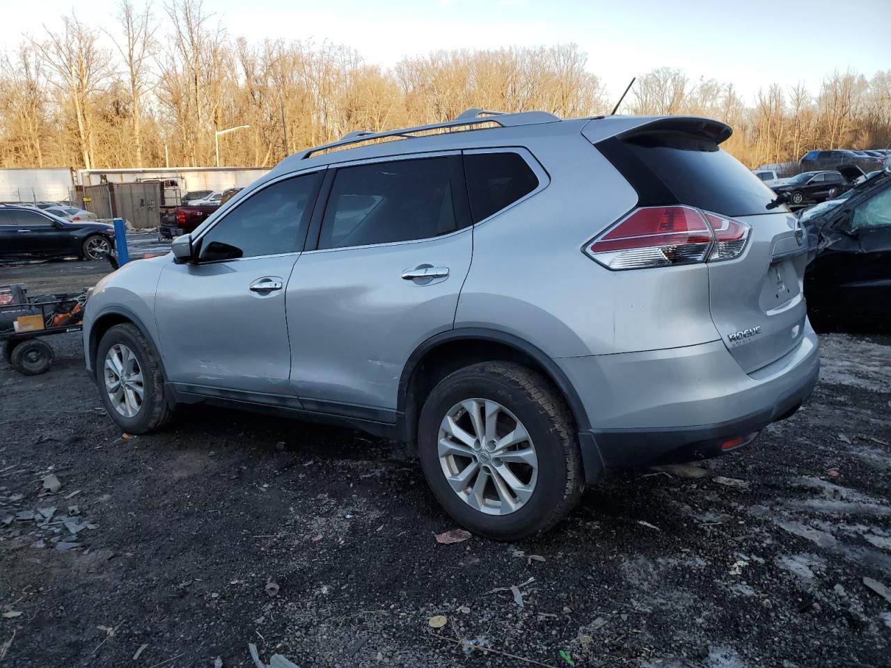 2015 NISSAN ROGUE S - Фото 2