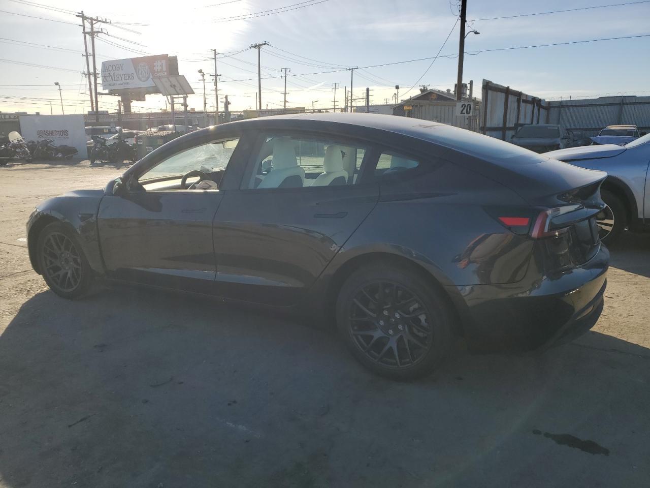 2024 TESLA MODEL 3 - Image 2