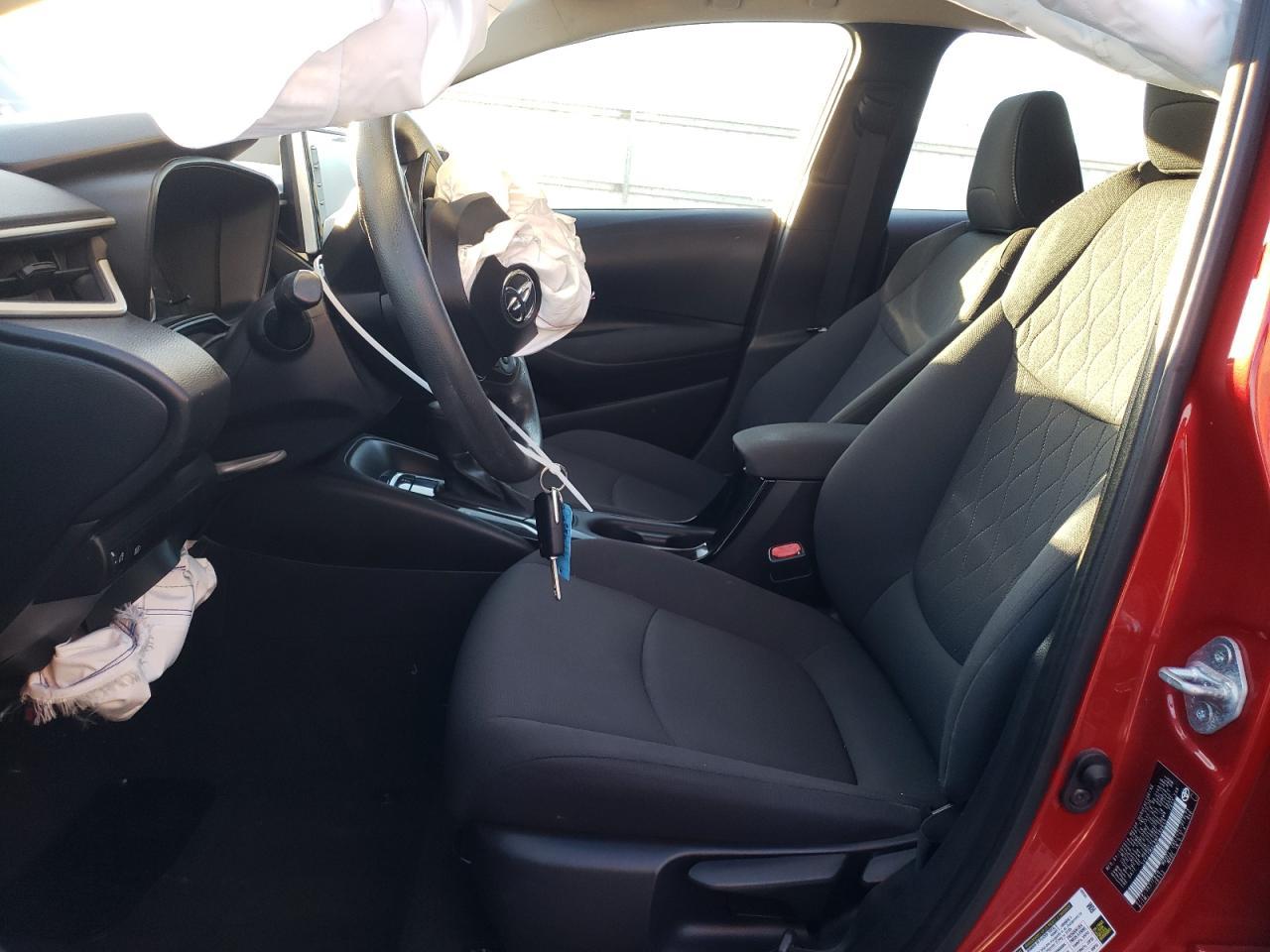 2021 TOYOTA COROLLA LE - Фото 7