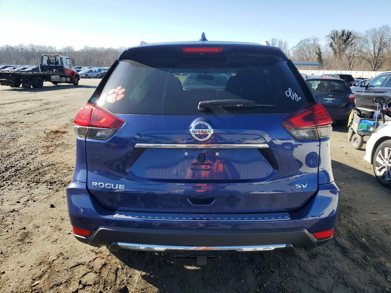 2017 NISSAN ROGUE S - Фото 6