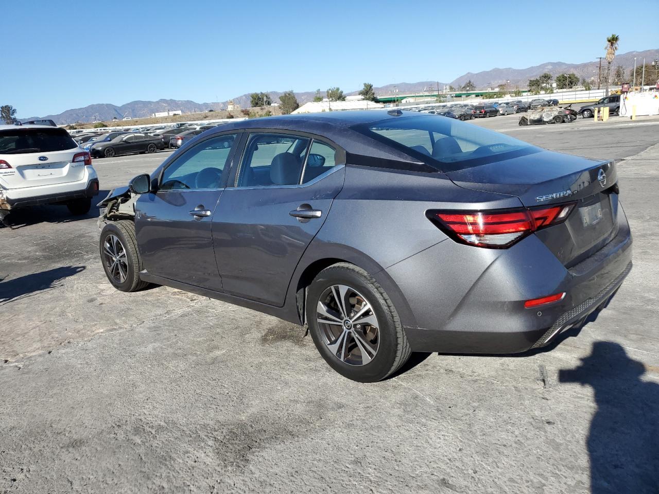 2020 NISSAN SENTRA SV - Фото 2