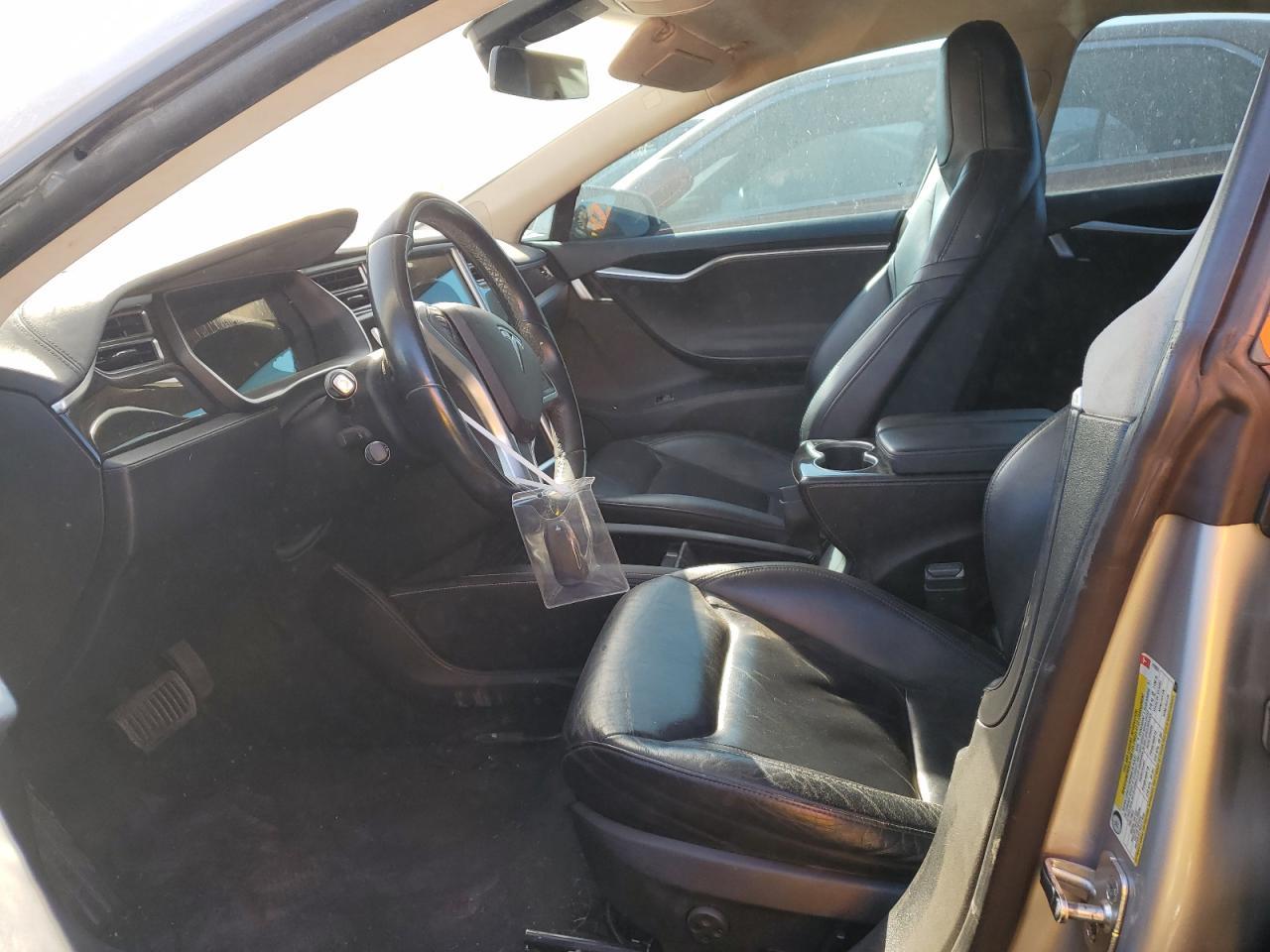 2015 TESLA MODEL S - Image 7