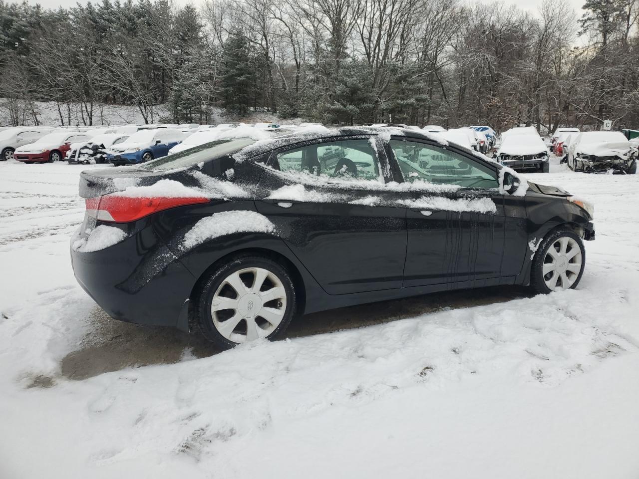 2013 HYUNDAI ELANTRA GL - Image 3