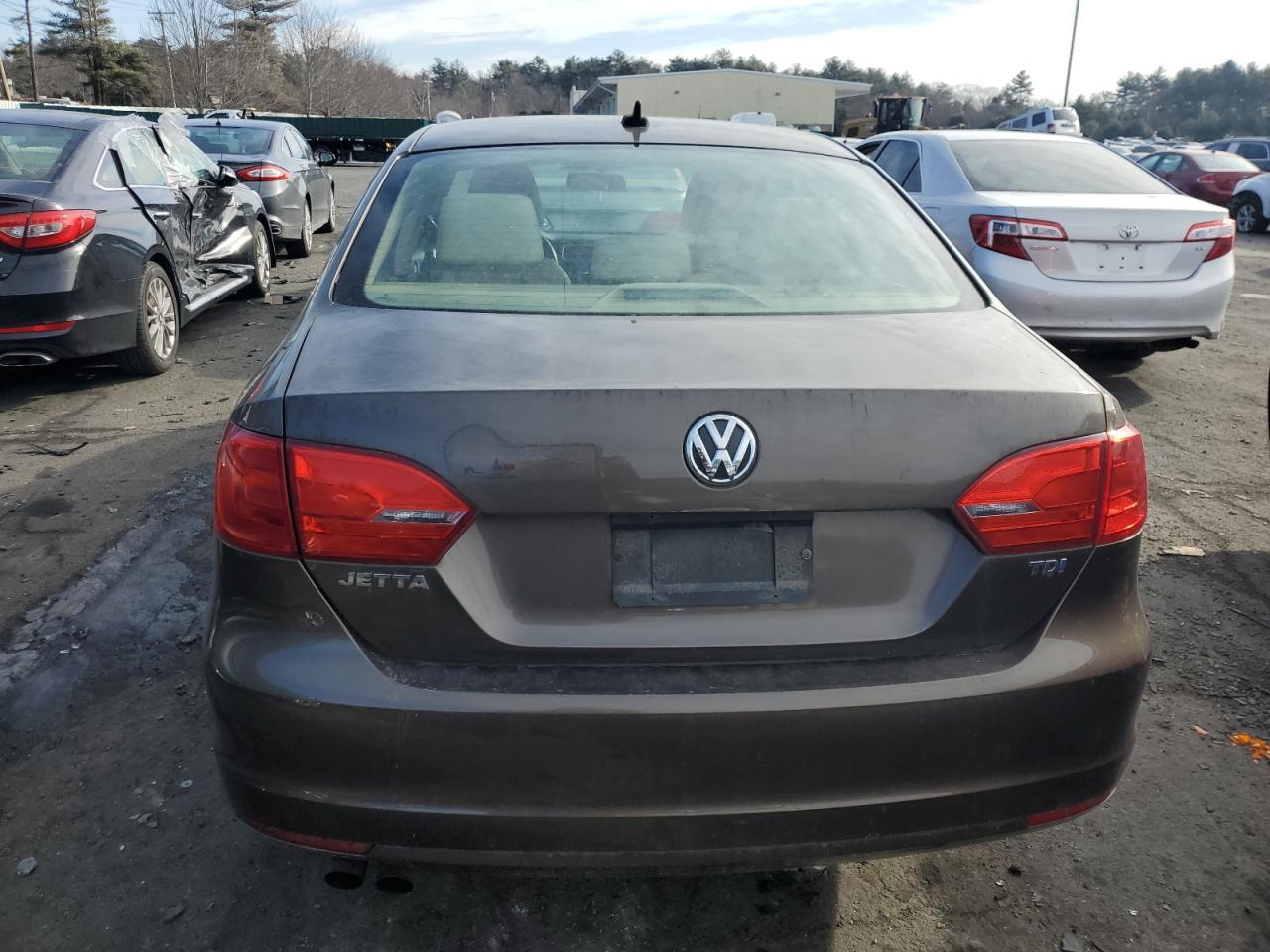 2013 VOLKSWAGEN JETTA TDI - Фото 6