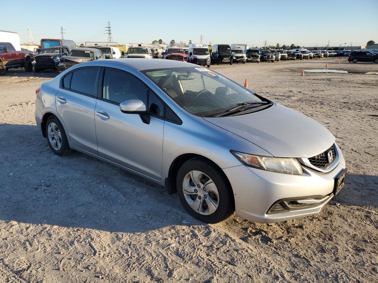 2015 HONDA CIVIC LX - Image 4