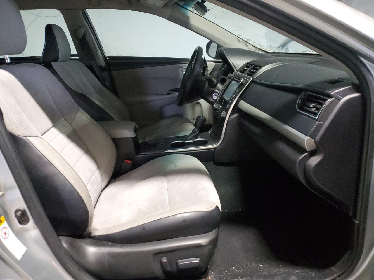 2017 TOYOTA CAMRY LE - Фото 7