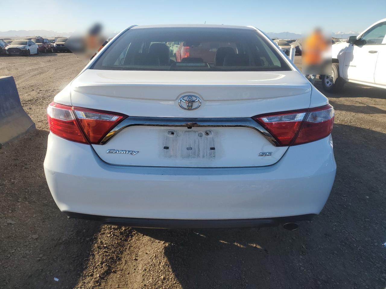 2017 TOYOTA CAMRY LE - Image 6
